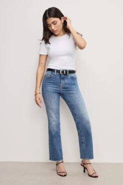 GOOD AMERICAN ALWAYS FITS GOOD PETITE STRAIGHT JEANS | INDIGO316