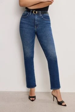 GOOD AMERICAN ALWAYS FITS GOOD LEGS STRAIGHT JEANS | INDIGO571 23 GOOD AMERICAN ALWAYS FITS GOOD LEGS STRAIGHT JEANS | INDIGO571 -GOOD AMERICAN STORE 11.241210 29 GLSTAF739T I571 GLS B 3930