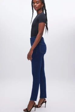 ALWAYS FITS GOOD WAIST SKINNY JEANS | BLUE821 -GOOD AMERICAN STORE 230307 21 GWAF478T B821 SP23 A 0040