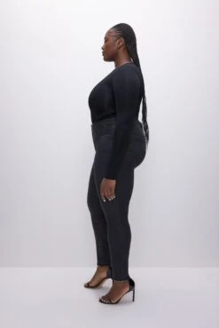 GOOD LEGS SKINNY | BLACK184 -GOOD AMERICAN STORE 230330 10 GLRH419CET K184 SU23 C 0051