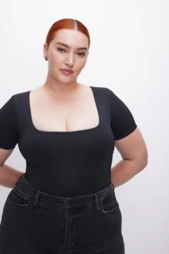 GOOD AMERICAN SCUBA SQUARE NECK BODYSUIT | BLACK001 -GOOD AMERICAN STORE 230428 35 GB0538 K001 SUM23 C 0025