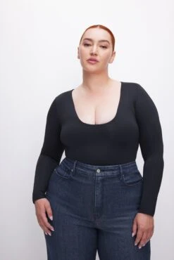 GOOD AMERICAN SCUBA SCOOP NECK BODYSUIT | BLACK001 -GOOD AMERICAN STORE 230614 08 GB0545 K001 FALL23 C 0023