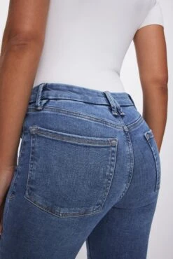 GOOD AMERICAN POWER STRETCH PULL-ON FLARE JEANS | INDIGO490 19 GOOD AMERICAN POWER STRETCH PULL-ON FLARE JEANS | INDIGO490 -GOOD AMERICAN STORE 230622 49 GLF478TE I490 FALL23 A 0042 ae8e115f 86cb 4a02 b9ba 60680b09c8b9