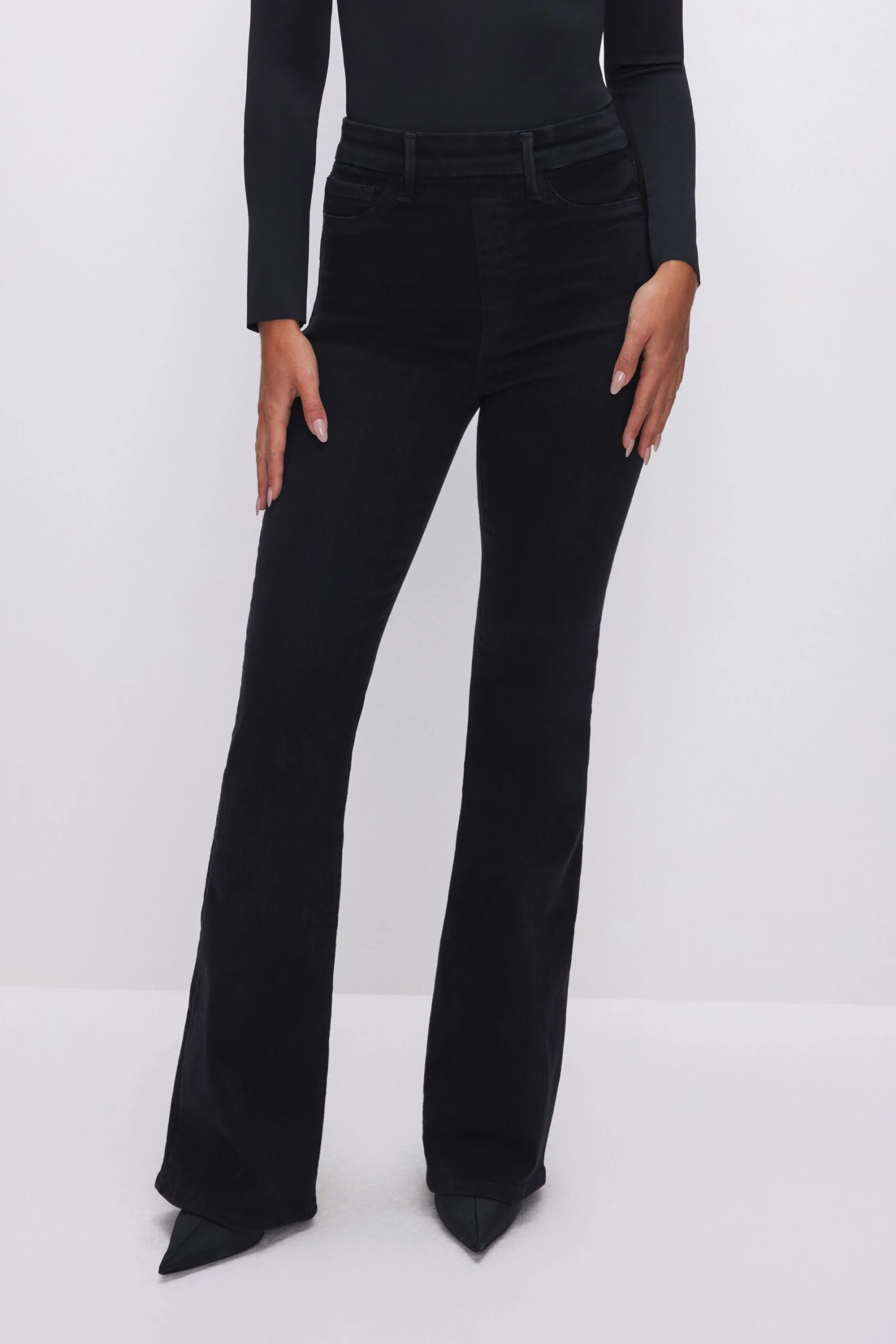 GOOD AMERICAN POWER STRETCH PULL-ON FLARE JEANS | BLACK001 5 GOOD AMERICAN POWER STRETCH PULL-ON FLARE JEANS | BLACK001 - Image 3
