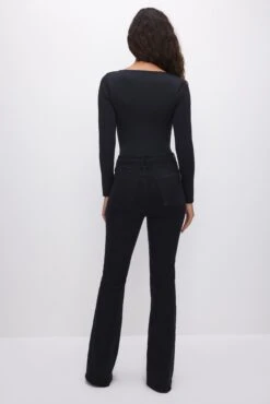 GOOD AMERICAN POWER STRETCH PULL-ON FLARE JEANS | BLACK001 18 GOOD AMERICAN POWER STRETCH PULL-ON FLARE JEANS | BLACK001 -GOOD AMERICAN STORE 230622 54 GLF478BTE K001 FALL23 A 0048