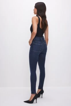GOOD AMERICAN POWER STRETCH PULL-ON SKINNY JEANS | INDIGO491 -GOOD AMERICAN STORE 230623 39 GLV478TE I491 FALL23 A 0035