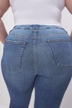 GOOD AMERICAN ALWAYS FITS GOOD LEGS STRAIGHT JEANS | INDIGO316 35 GOOD AMERICAN ALWAYS FITS GOOD LEGS STRAIGHT JEANS | INDIGO316 -GOOD AMERICAN STORE 230717 30 GLAF478AT I316 FALL23 C 0058