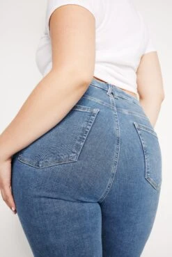 ALWAYS FITS GOOD LEGS SKINNY JEANS | DENETHICBLUE06 -GOOD AMERICAN STORE 240326 42 GLSKAF478T DB06 CORE C 0075