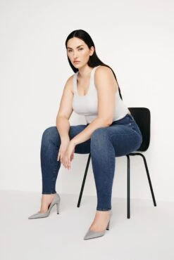 GOOD AMERICAN GOOD LEGS SKINNY JEANS | BLUE004 23 GOOD AMERICAN GOOD LEGS SKINNY JEANS | BLUE004 -GOOD AMERICAN STORE 240326 45 GAGL873CE B004 CORE C 0086