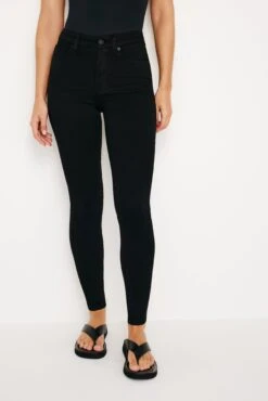 GOOD AMERICAN GOOD LEGS SKINNY JEANS | BLACK001 -GOOD AMERICAN STORE 240509 07 GL47SBT K001 SUM24 A 0028