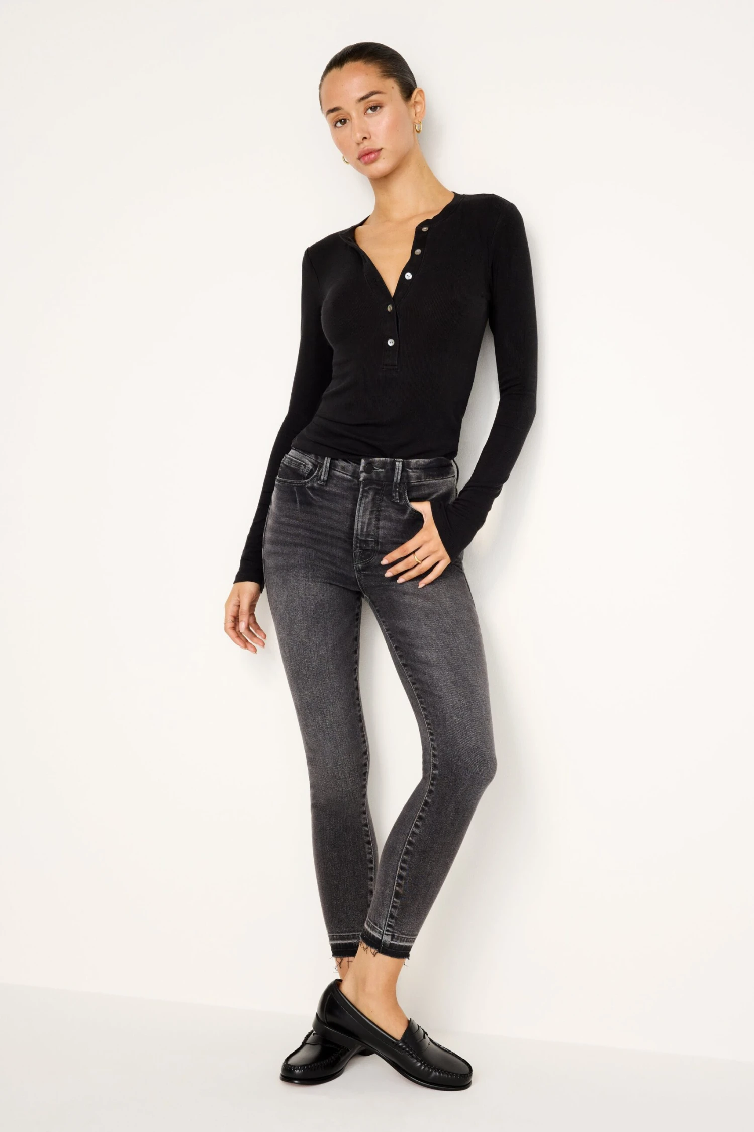 GOOD AMERICAN JEANIUS FITTED HENLEY | BLACK322 7 GOOD AMERICAN JEANIUS FITTED HENLEY | BLACK322 - Image 5