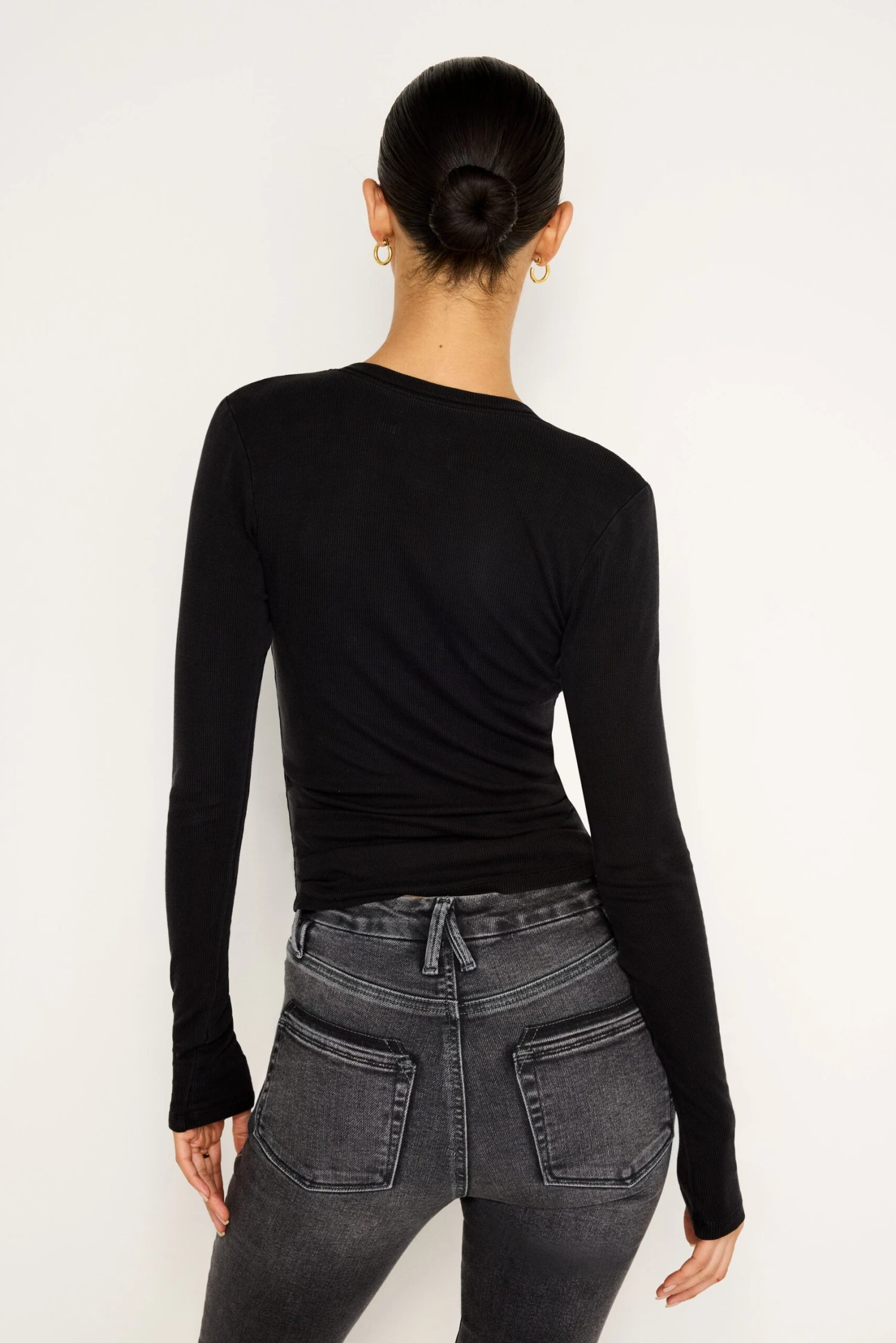 GOOD AMERICAN JEANIUS FITTED HENLEY | BLACK322 5 GOOD AMERICAN JEANIUS FITTED HENLEY | BLACK322 - Image 3