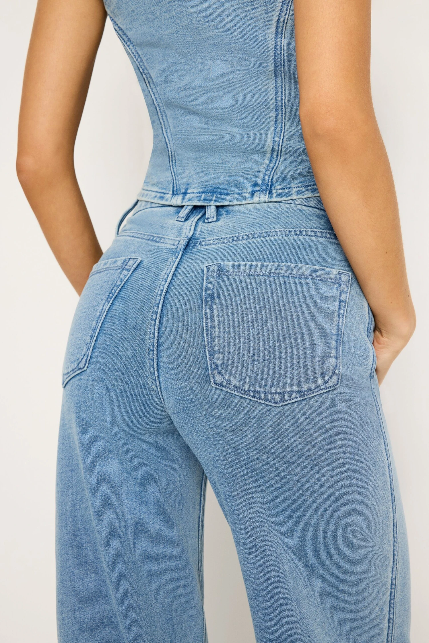 GOOD AMERICAN JEANIUS GOOD SKATE SWEATPANTS | INDIGO586 10 GOOD AMERICAN JEANIUS GOOD SKATE SWEATPANTS | INDIGO586 - Image 8