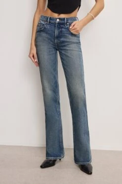 GOOD AMERICAN GOOD COWBOY BOOTCUT JEANS | INDIGO783