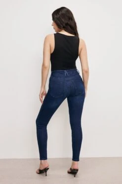 GOOD PETITE SKINNY JEANS | BLUE224 -GOOD AMERICAN STORE 250129 10 GPSK873T B224 GPS P 0198