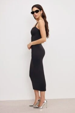 GOOD AMERICAN SCUBA SWEETHEART MIDI DRESS | BLACK001 -GOOD AMERICAN STORE 250204 18 GDK0354 K001 A 2534