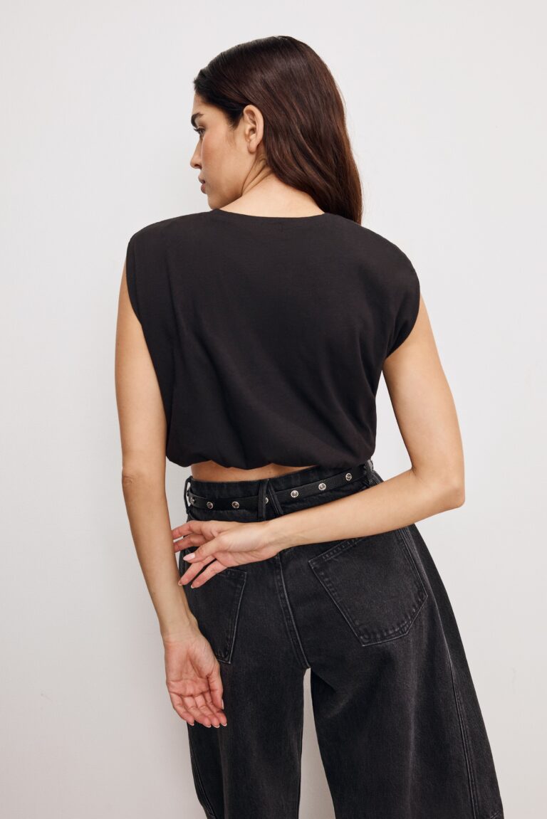 GOOD AMERICAN STORE 20 GOOD AMERICAN STORE -GOOD AMERICAN STORE 250204 25 GT0600 K001 A 3516 768x1151 1