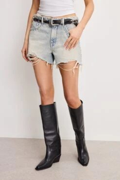 GOOD 90s STUDDED SHORTS | INDIGO784 -GOOD AMERICAN STORE 250219 01 GFD249 I784 A 0091
