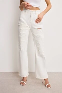 THE KHLOÉ JEAN | CLOUD WHITE -GOOD AMERICAN STORE 250219 10 GKHLOSH156PSI CLW1 A 1123