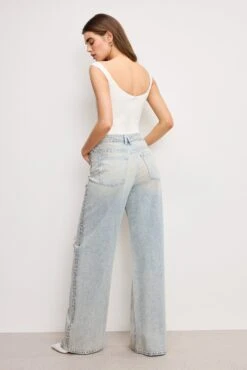 GOOD EASE STUDDED JEANS | INDIGO784 -GOOD AMERICAN STORE 250219 30 GFD251 I784 A 3613