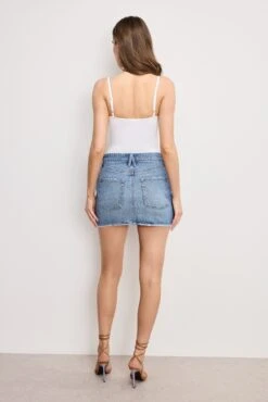 GOOD AMERICAN GOOD 90S MINI SKIRT | INDIGO819 -GOOD AMERICAN STORE 250219 36 GFD415 I819 A 4421