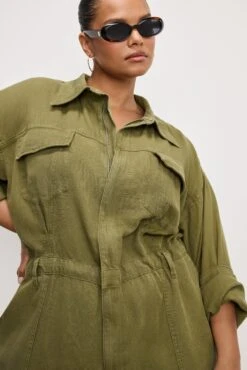 LITE LINEN OVERSIZED JUMPSUIT | MARTINI OLIVE002 -GOOD AMERICAN STORE 250225 01 GDUJUSUW99 MO02 C 0136
