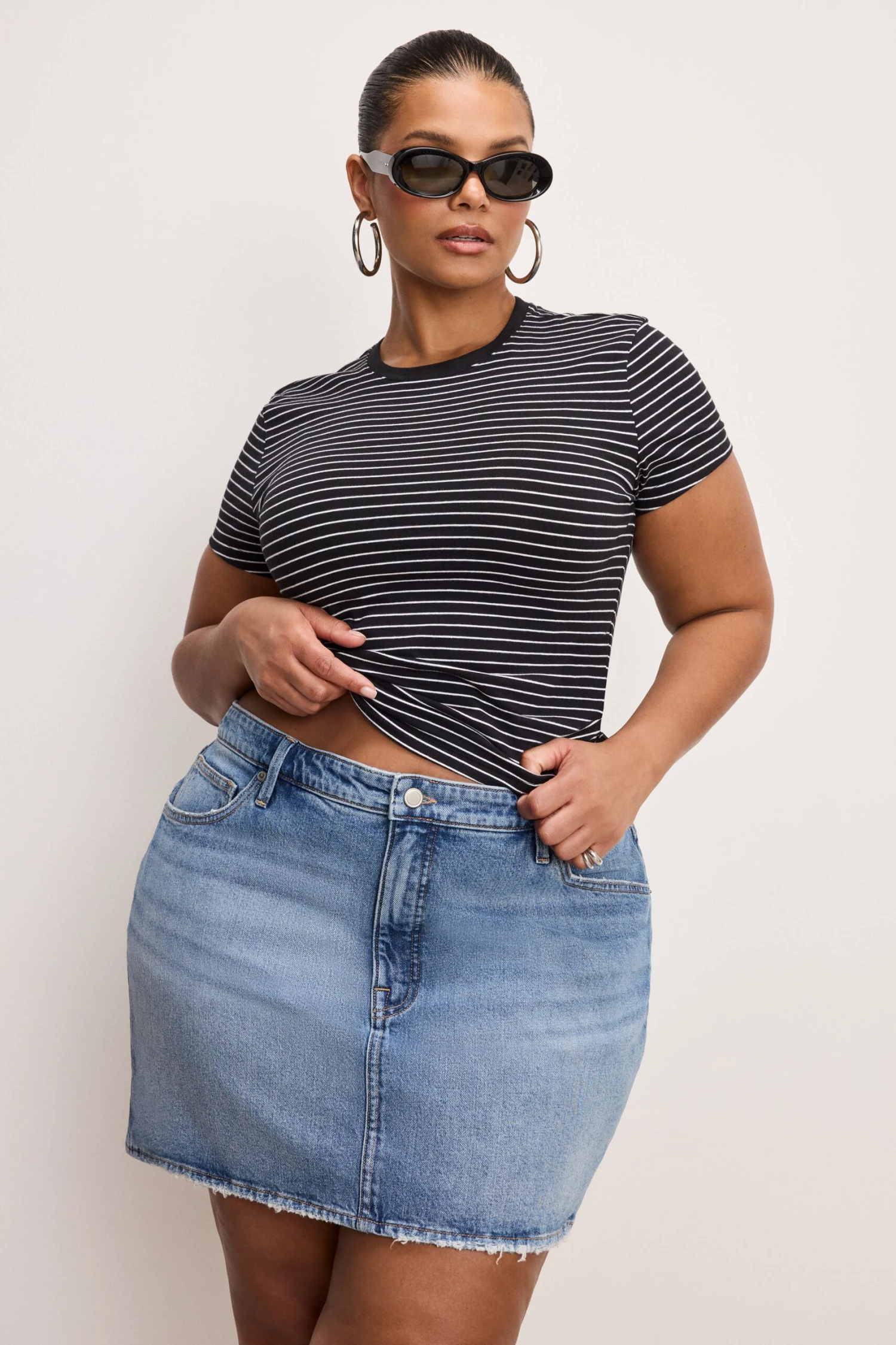 GOOD AMERICAN SUPER STRETCH BABY TEE | CLASSIC STRIPE002 6 GOOD AMERICAN SUPER STRETCH BABY TEE | CLASSIC STRIPE002 - Image 4