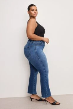 GOOD AMERICAN SOFT TECH GOOD LEGS CROPPED MINI BOOT JEANS | INDIGO818 -GOOD AMERICAN STORE 250225 31 GLCMBRH960T I818 C 4256