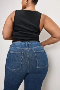 GOOD AMERICAN GOOD LEGS FLARE JEANS | BLUE004 -GOOD AMERICAN STORE 250225 32 GLFCH873TE B004 C 4441 9dc423fd f295 4ff3 9b1f 91b98ea1099a