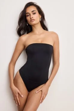 SCUBA CORSET STRAPLESS BODYSUIT | BLACK001 -GOOD AMERICAN STORE 250226 08 GB0645 K001 A 1000