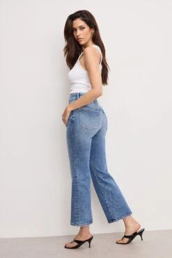 GOOD AMERICAN ALWAYS FITS GOOD LEGS CROPPED MINI BOOT JEANS | INDIGO953 -GOOD AMERICAN STORE 250328 13 GLCMBSAF478T I953 A 0097