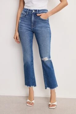 GOOD AMERICAN GOOD LEGS STRAIGHT JEANS | INDIGO943 11 GOOD AMERICAN GOOD LEGS STRAIGHT JEANS | INDIGO943 -GOOD AMERICAN STORE 250328 14 GLSCHD15T I943 A 0039