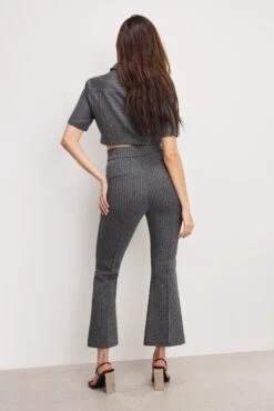 GOOD AMERICAN SOFT-STRETCH PONTE KICK FLARE PANTS | SUITING PINSTRIPE001 -GOOD AMERICAN STORE 250328 29 GKB0099ST SPS1 0150