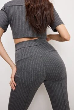 GOOD AMERICAN SOFT-STRETCH PONTE KICK FLARE PANTS | SUITING PINSTRIPE001 -GOOD AMERICAN STORE 250328 29 GKB0099ST SPS1 0157