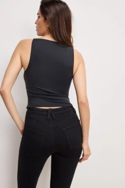 GOOD AMERICAN WEIGHTLESS SCUBA SLEEVELESS TANK | BLACK001 9 GOOD AMERICAN WEIGHTLESS SCUBA SLEEVELESS TANK | BLACK001 -GOOD AMERICAN STORE 250328 36 GT0658 K001 KEY 0096