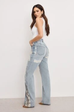 THE KHLOÉ JEAN | INDIGO1018 -GOOD AMERICAN STORE 250421 12 GKHLOSNK156SSI I1018 A 0090