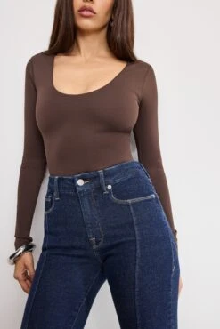 GOOD AMERICAN GOOD LEGS FLARE JEANS | INDIGO983 12 GOOD AMERICAN GOOD LEGS FLARE JEANS | INDIGO983 -GOOD AMERICAN STORE 250501 15 GLFPIN900T I983 A 2188