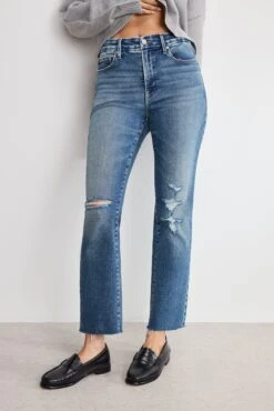 GOOD AMERICAN SOFT TECH GOOD LEGS STRAIGHT JEANS | INDIGO1077 -GOOD AMERICAN STORE 250501 26 GLST960003 I1077 A 3464