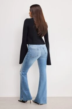 GOOD AMERICAN SOFT TECH GOOD LEGS FLARE JEANS | INDIGO995 11 GOOD AMERICAN SOFT TECH GOOD LEGS FLARE JEANS | INDIGO995 -GOOD AMERICAN STORE 250501 36 GLFTWIS960T I995 A 4748