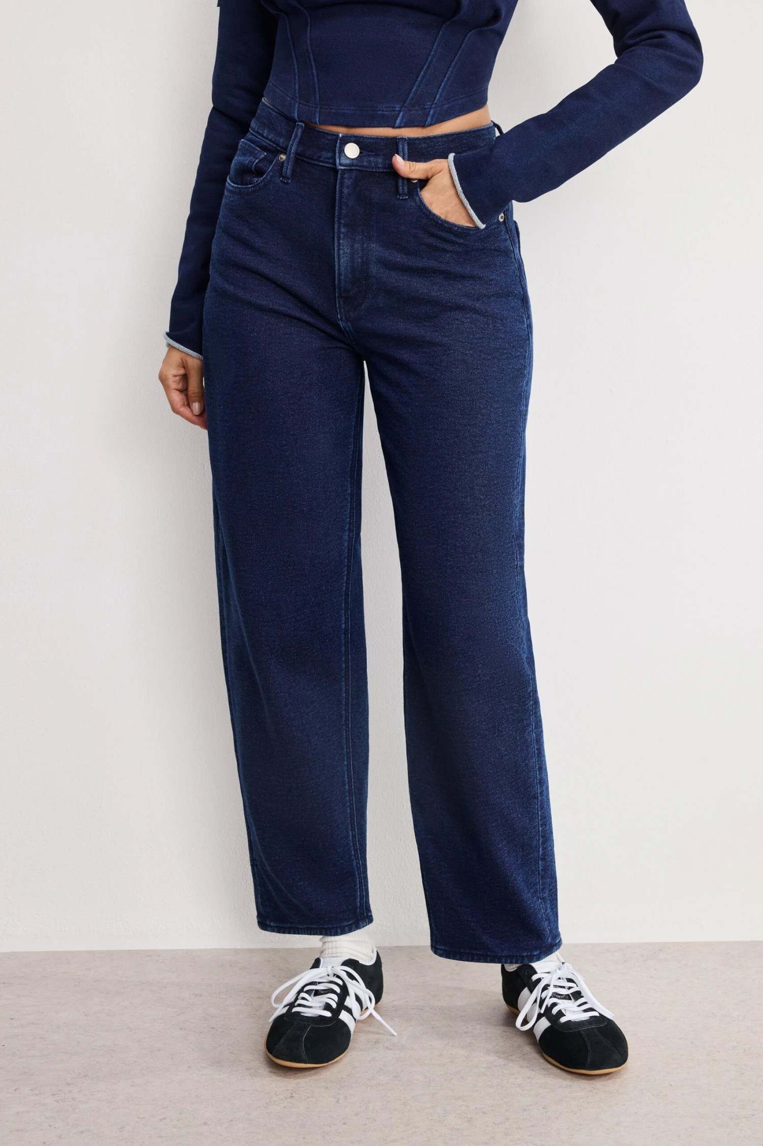 GOOD AMERICAN JEANIUS BARREL SWEATPANTS | INDIGO1029 5 GOOD AMERICAN JEANIUS BARREL SWEATPANTS | INDIGO1029 - Image 3