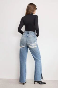 GOOD AMERICAN THE KHLOÉ JEAN | INDIGO1067 -GOOD AMERICAN STORE 250513 23 KEY GKHLOSH156VSI I1067 A 2638