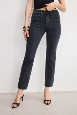 GOOD AMERICAN ALWAYS FITS GOOD LEGS STRAIGHT JEANS | BLACK414 -GOOD AMERICAN STORE 250513 32 KEY GLSTAF478B001 K414 A 4002