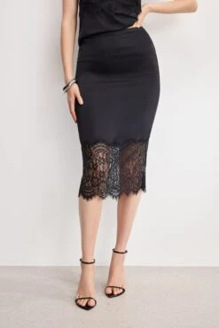 GOOD AMERICAN SATIN LACE SLIP MIDI SKIRT | BLACK001 -GOOD AMERICAN STORE 250513 38 KEY GWB0234 K001 A 4675