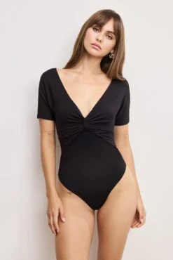 GOOD AMERICAN JERSEY TWIST FRONT BODYSUIT | BLACK001 -GOOD AMERICAN STORE 250604 05 KEY GB0678 K001 A 1883