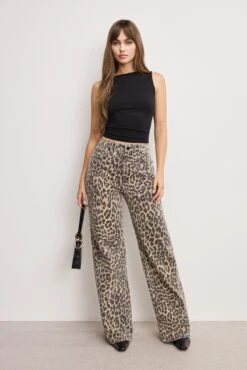 GOOD AMERICAN GOOD EASE LEOPARD JEANS | LUCKY LEOPARD001 -GOOD AMERICAN STORE 250604 06 KEY GFD439 LKL1 A 1935