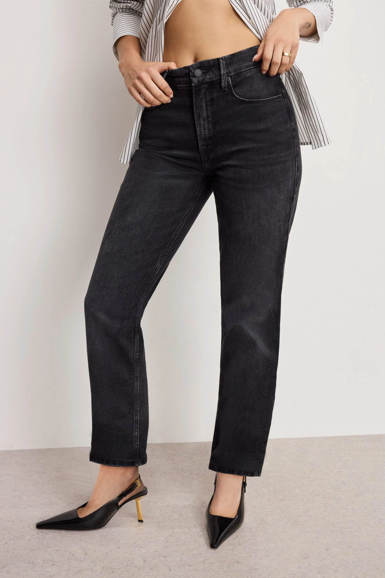 GOOD AMERICAN GOOD ICON STRAIGHT ANKLE JEANS | BLACK404 4 GOOD AMERICAN GOOD ICON STRAIGHT ANKLE JEANS | BLACK404 - Image 2