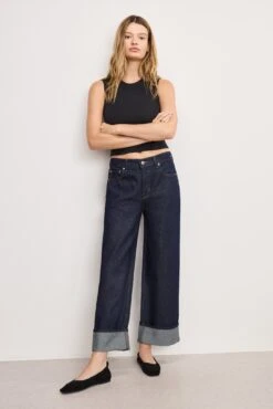 GOOD AMERICAN WEIGHTLESS SCUBA CORSET TANK TOP | BLACK001 8 GOOD AMERICAN WEIGHTLESS SCUBA CORSET TANK TOP | BLACK001 -GOOD AMERICAN STORE 250714 05 GT0644 K001 7000