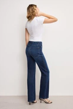 GOOD AMERICAN SOFT TECH GOOD TRUE STRAIGHT JEANS | INDIGO572 17 GOOD AMERICAN SOFT TECH GOOD TRUE STRAIGHT JEANS | INDIGO572 -GOOD AMERICAN STORE 250714 07 GNST960T I572 1213
