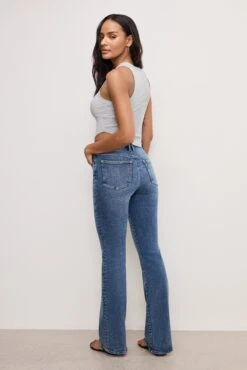 GOOD AMERICAN GOOD CLASSIC BOOTCUT COMPRESSION JEANS | INDIGO254 -GOOD AMERICAN STORE 6.241126 23 GCB014TE I254 GCBJ A 0101