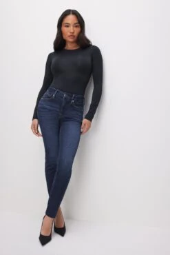 GOOD AMERICAN GOOD PETITE SKINNY JEANS | BLUE866
